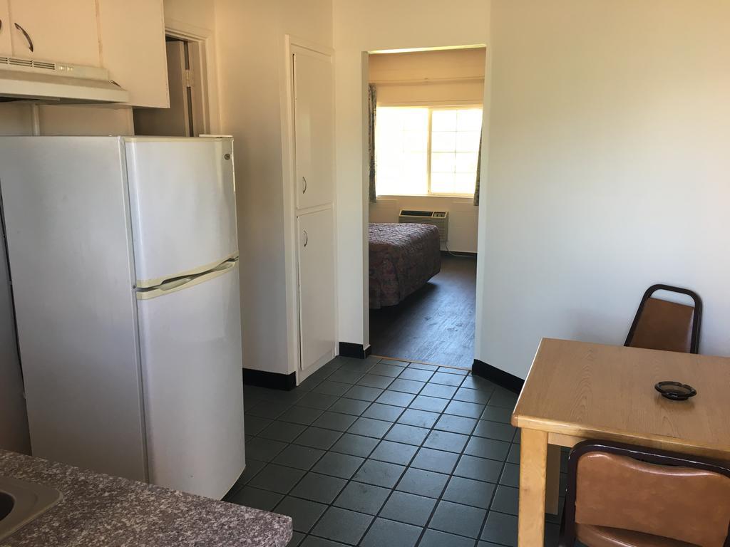 Budget Inn Motel Woodburn Zewnętrze zdjęcie