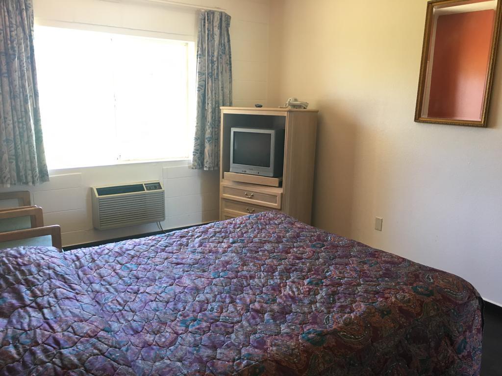Budget Inn Motel Woodburn Zewnętrze zdjęcie