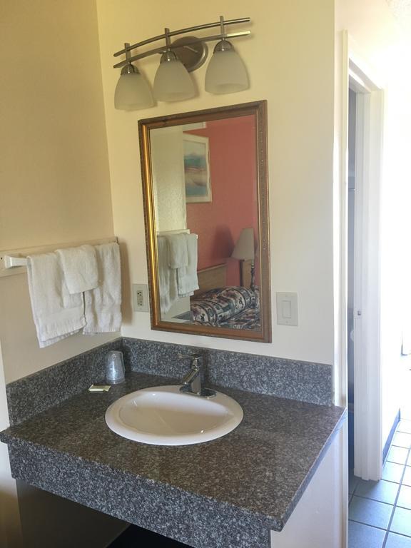 Budget Inn Motel Woodburn Zewnętrze zdjęcie