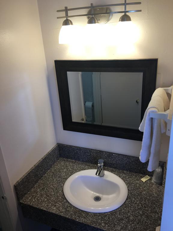Budget Inn Motel Woodburn Zewnętrze zdjęcie