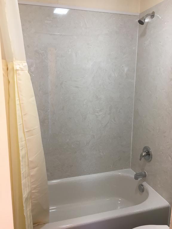 Budget Inn Motel Woodburn Zewnętrze zdjęcie