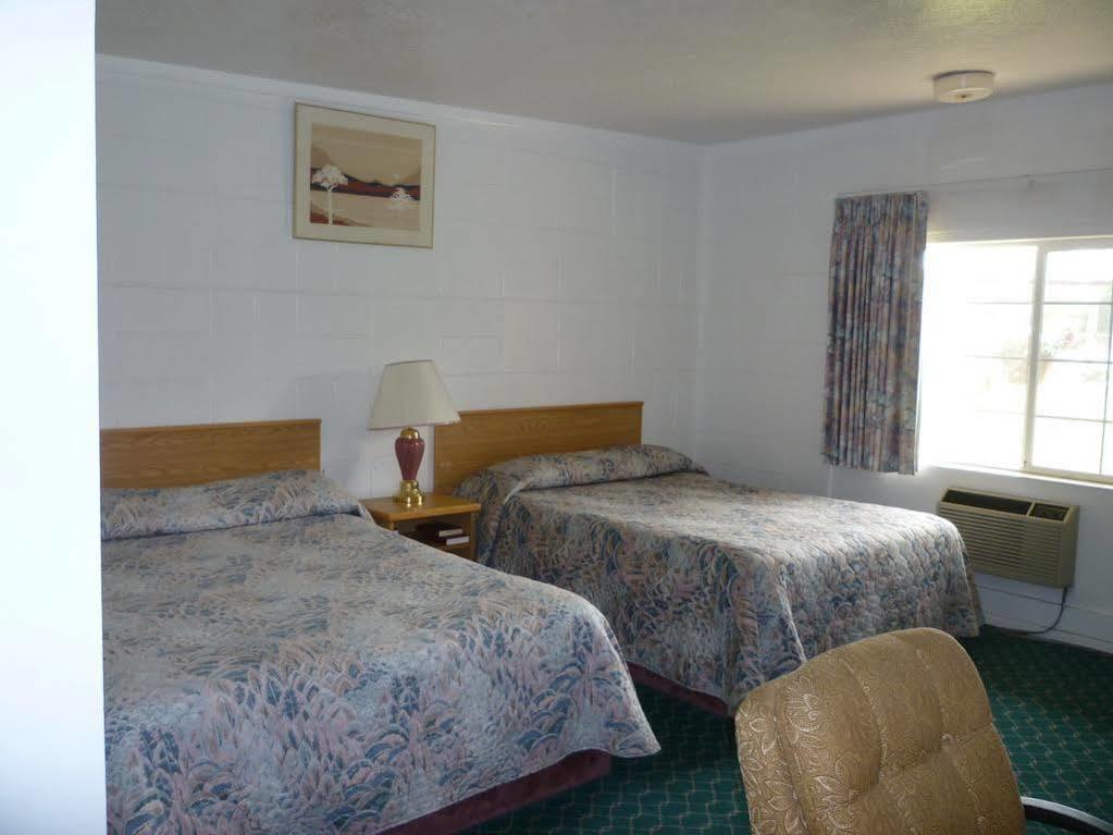 Budget Inn Motel Woodburn Zewnętrze zdjęcie