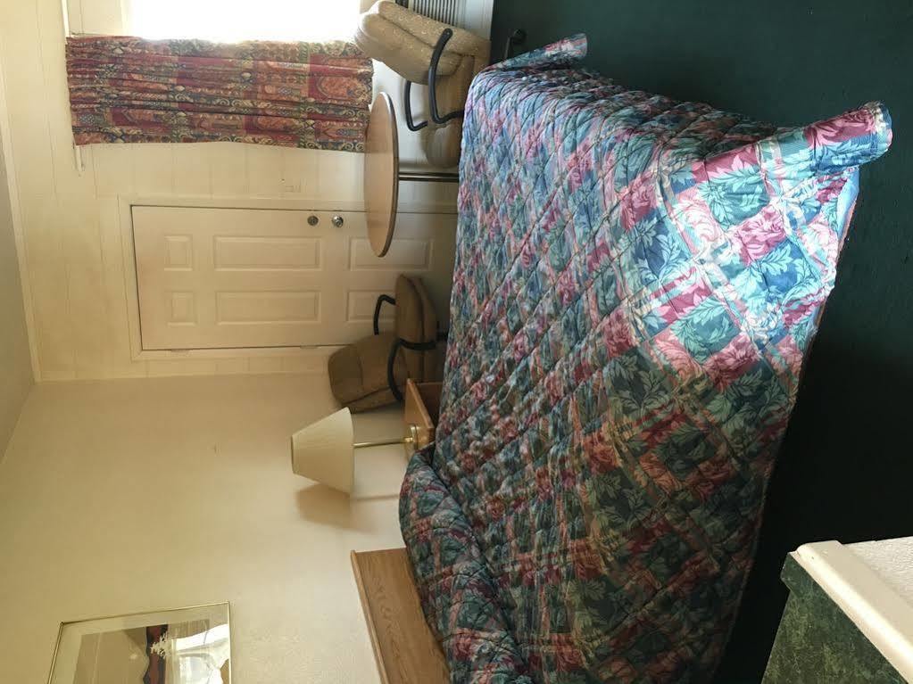 Budget Inn Motel Woodburn Zewnętrze zdjęcie